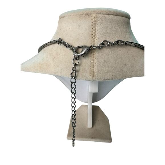 Silver Tone Drape Layered Collar Necklace Y2K Retro Quiet Luxury Statement - Picture 4 of 6